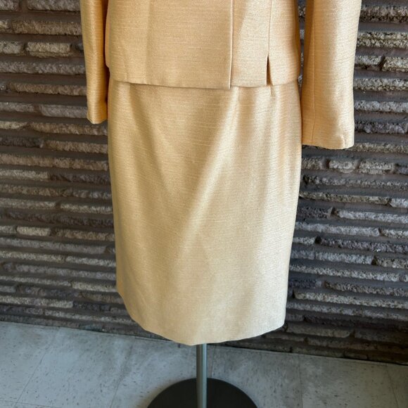 Kasper Cantaloupe Apricot Light Pumpkin Asymmetrical Buttons Skirt Suit Size 8P - Picture 4 of 11